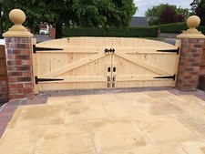 Wooden driveway gates - driveway, gates!