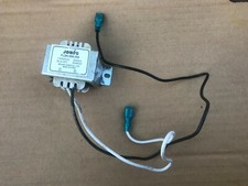 REEBOK ZR7 RUN TREADMILL MODEL-RE1-11720WH ( TRANSFORMER FLSK-006-300 FOR SALE )