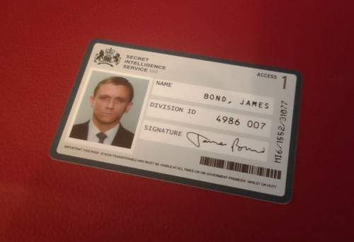 Prop james bond - -,