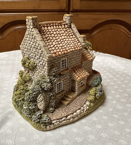Lilliput lane runswick house - lilliput,