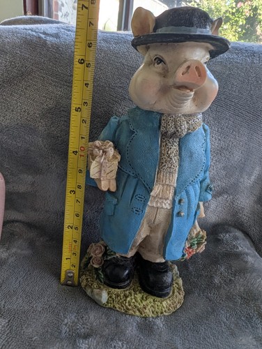 Vintage pig figurine - vintage,