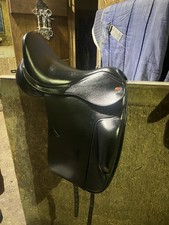 Kent & Masters Dressage Saddle