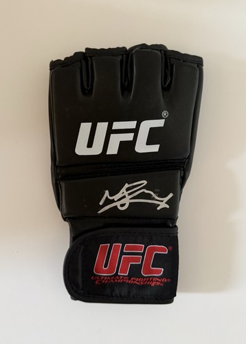 Genuine michael bisping signed - bisping,
