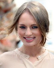 SEXY LAURA HADDOCK 8x10 PHOTO
