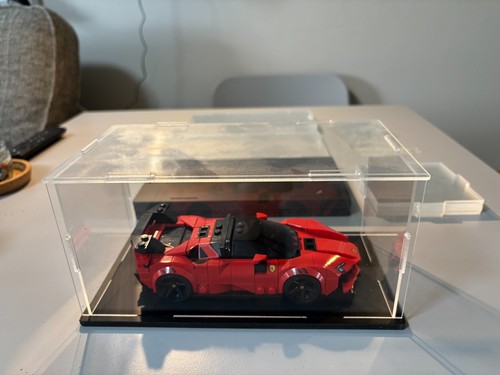 Acrylic display case - 5x,
