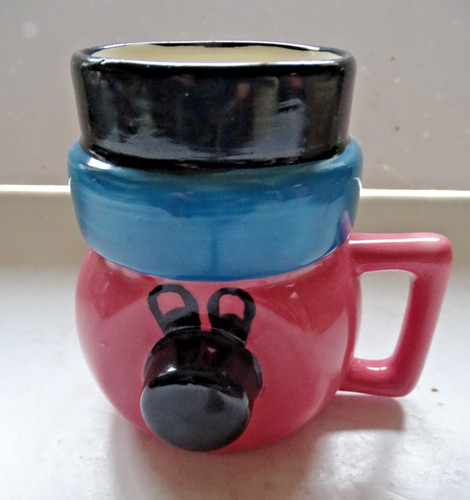Bertie bassett ceramic - bassett,
