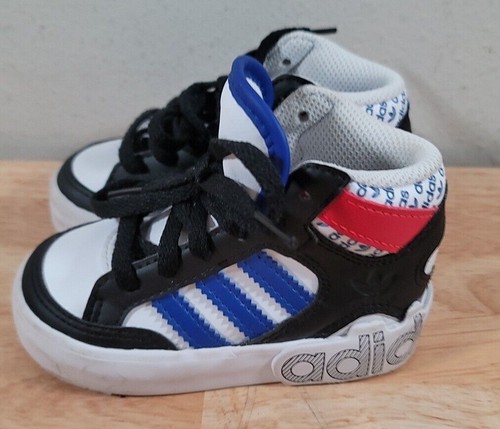 Adidas hard court sneaker - hi,