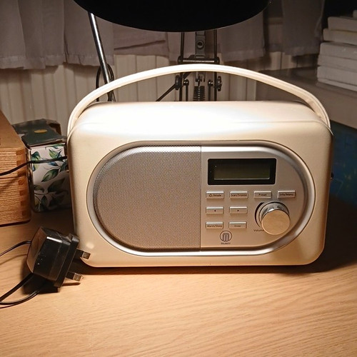 Majority sel dab crm - dab, radio