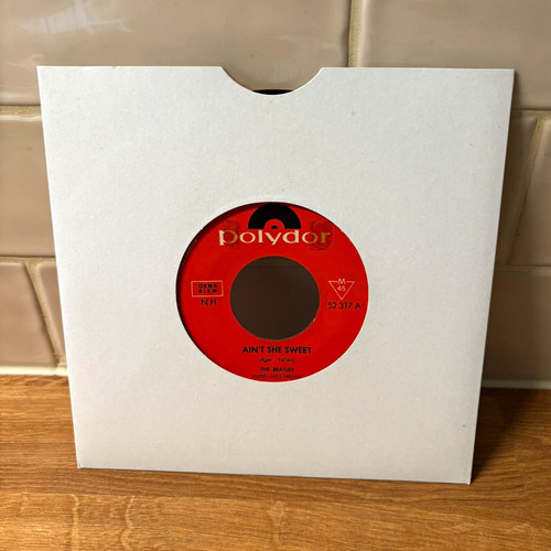 The beatles ain she sweet - beatles, ain't