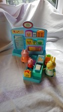 PEPPA PIG GOES SHOPPING PLAY SET