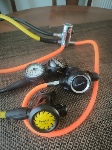 Hollis regulator set - hollis,