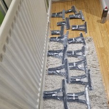 📺 SAMSUNG / TV STANDS –