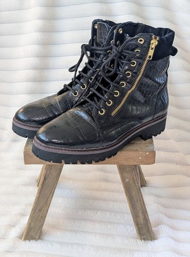 Carvela leather combat boots - combat,