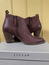 Jigsaw Anneli V front wine