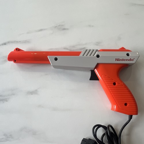 Nintendo zapper light gun - nintendo,