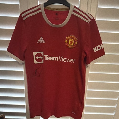 Man united shirt - shirt, signed