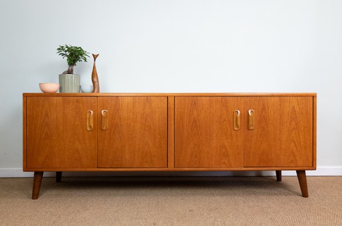 Refinished vintage mid - vintage, century