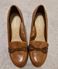 Hush Puppies Size 5 Tan Heeled Shoes with Buckle Detail New