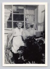 Old B&W Photo Man & Woman