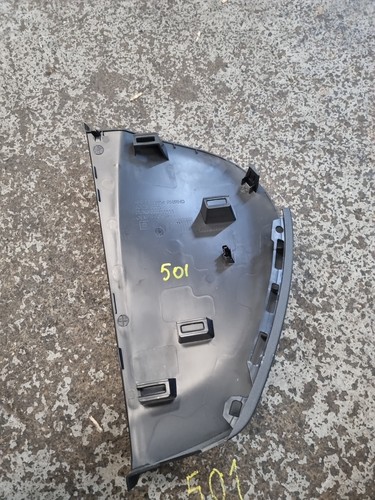 Dashboard right end trim - end,