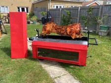 SPITTING PIG HOG ROAST MACHINE