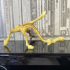 2012 McDonalds Madagascar 3 - Melman the Giraffe - Happy Meal Action Figure Toy