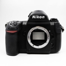 Nikon F6 35mm Film Camera