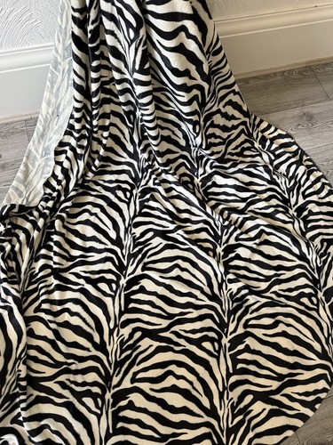 Ivory black zebra velboa - ,