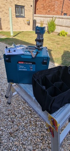 Makita rt001gz20 40v xgt - makita,
