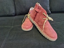 Girls Or Boys Shoes Russell &