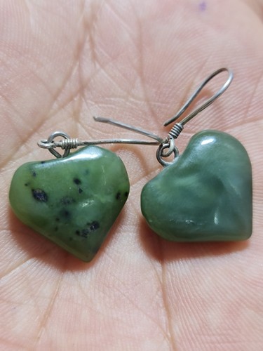 100 natural nephrite jade - 100%,