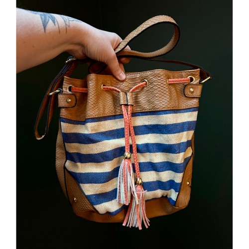 Apt blue white - blue,