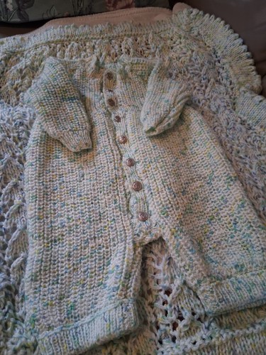 Hand knitted baby sets 6 - sets, 3-6