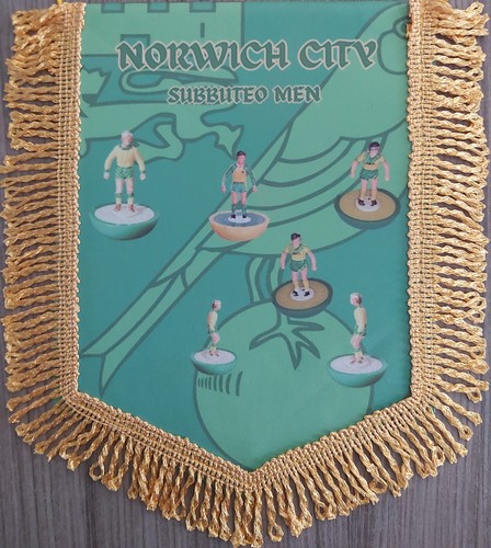 Norwich city subbuteo - city, men