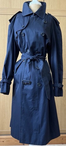 Burberry navy trench - burberry,