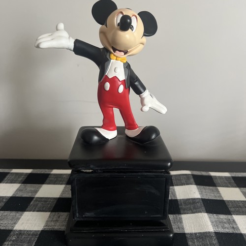Mickey mouse car award - car,