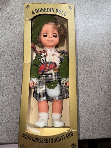 Vintage 1970s dunedin doll - 1970s,