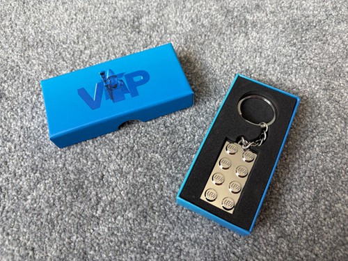 Lego vip metal brick - brick, chain