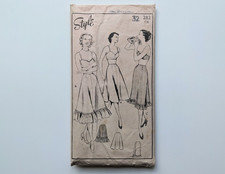 Vintage 1950s sewing pattern |