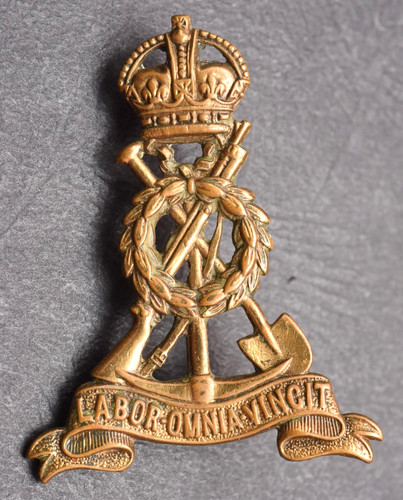 Labour corps c cap - labour, badge