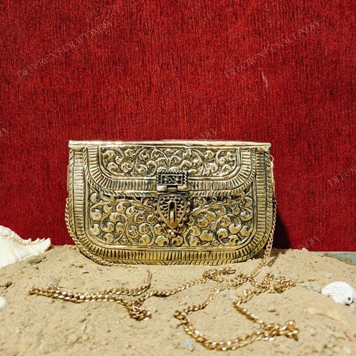 Antique brass clutch purse - brass,