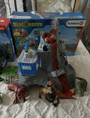 Schleich volcano expedition - schleich,