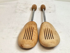 men Wood Shoe Trees Brown Size