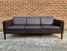 COOL MINIMALIST LONG & LOW