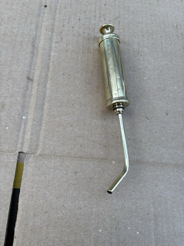 Vintage brass oil - oil, suction