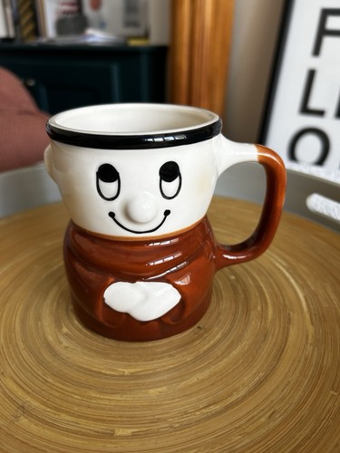 Crisps vintage ceramic monk - kp,