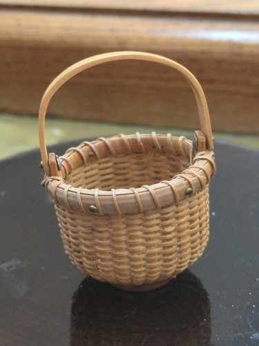 Vintage 1985 miniature - vintage,