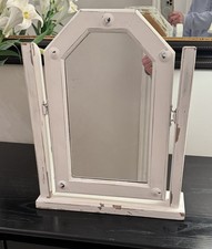 Freestanding wooden Dressing