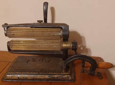 ANTIQUE PENN FABRIC CRIMPER FLUTER PLEATER PAT 1880 AMERICAN MACHINE CO.