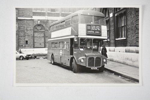 Double decker bus - decker,